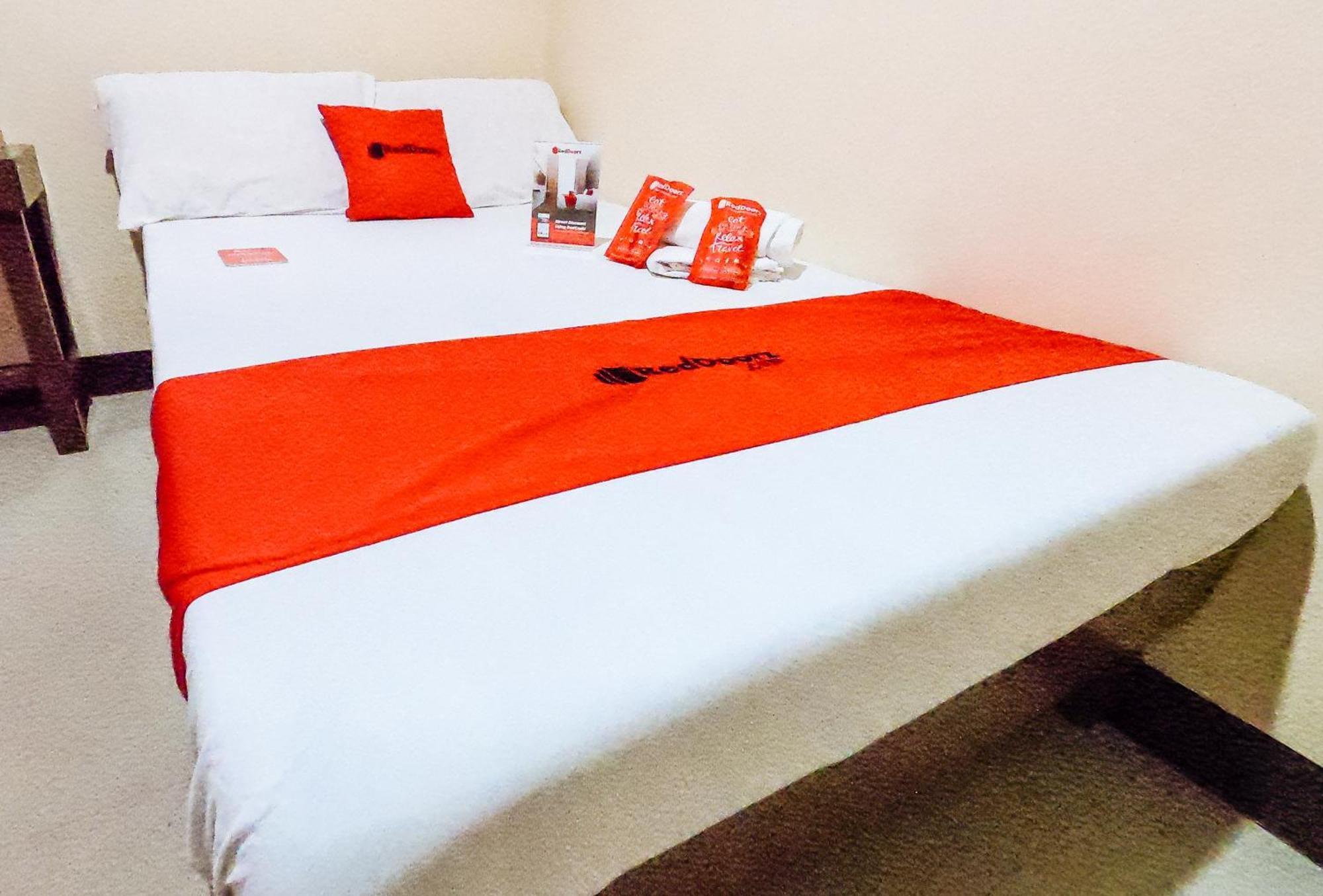 Reddoorz @ Pamaong Street Otel Tagbilaran Dış mekan fotoğraf